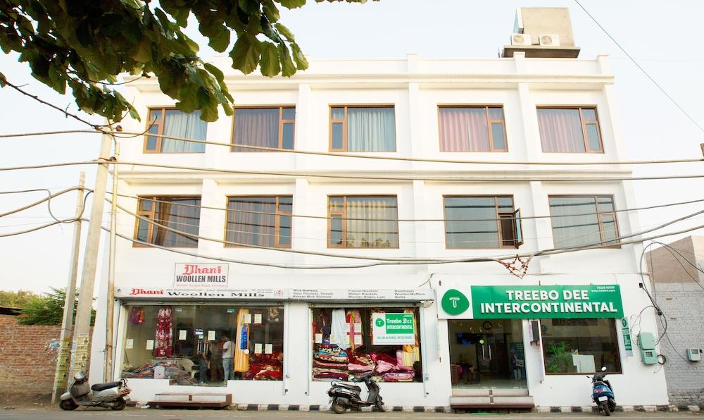 Treebo Dee Intercontinental Amritsar Hotel Exterior foto